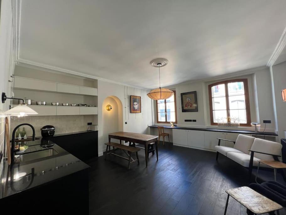 Suite Versailles Quartier Saint-Louis 6 Personnes Bagian luar foto
